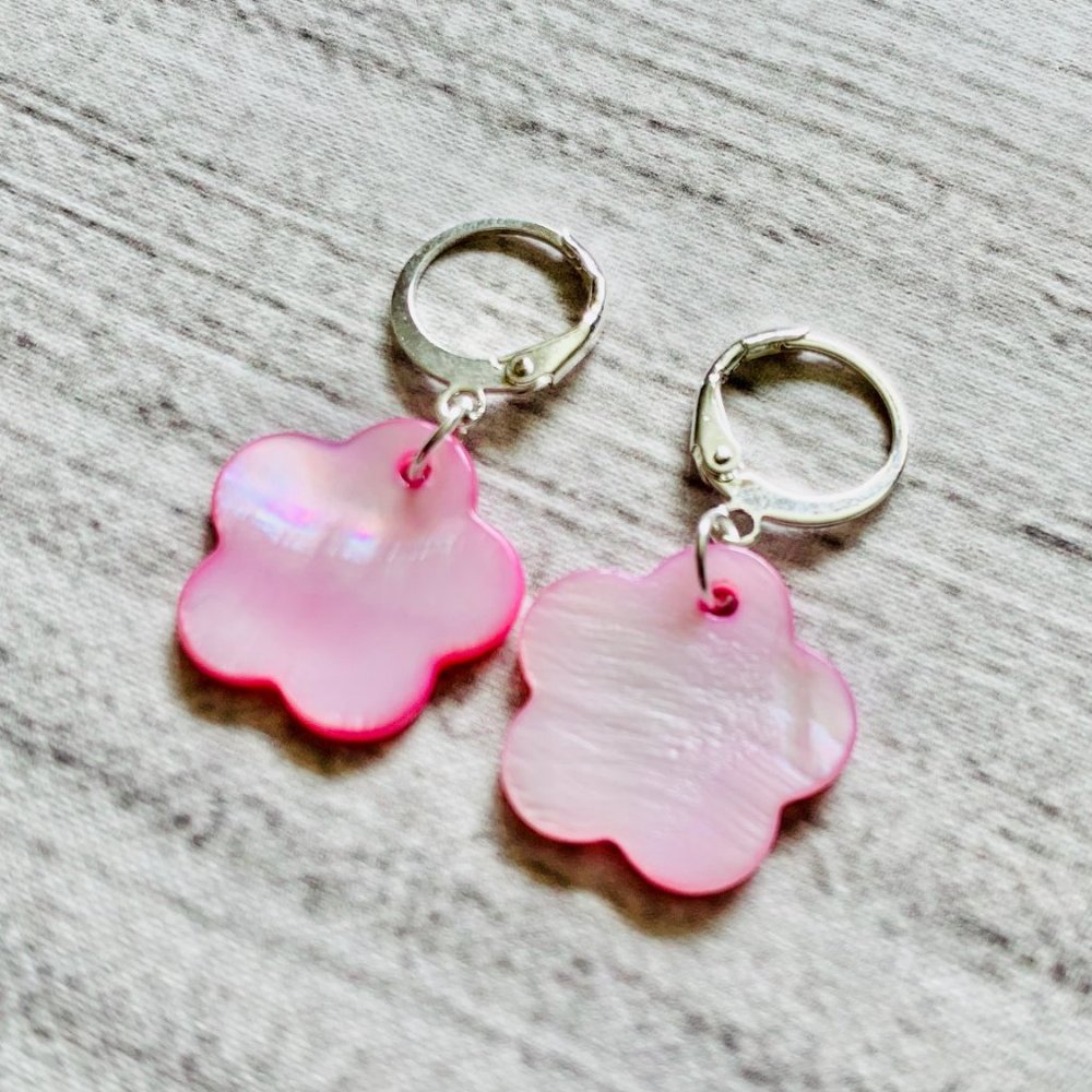 Pink Mother of Pearl Shell & Flower Hoop Earrings